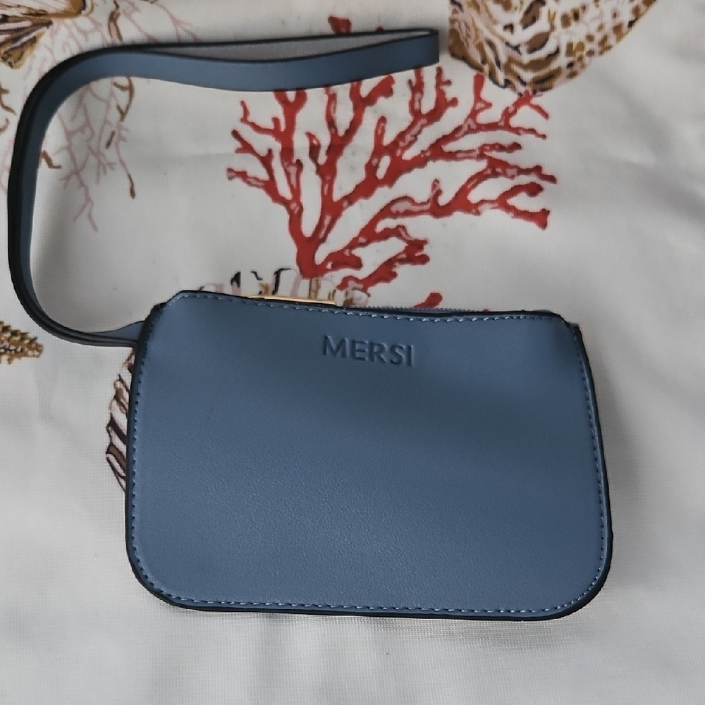 Mersi Blue Wristlet